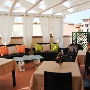 Kenzia Alojamento de Acomodação e Pequeno-almoço Olbia